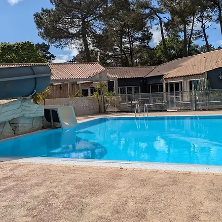 Kabana La Palmeraie- Confort- Detente Assuree - 7 Kms Plages * Saint-Hilaire-de-Riez