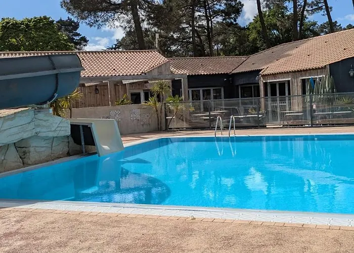 Kabana La Palmeraie- Confort- Detente Assuree - 7 Kms Plages * Saint-Hilaire-de-Riez